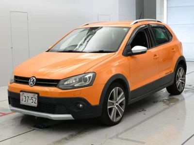 Volkswagen CROSS POLO