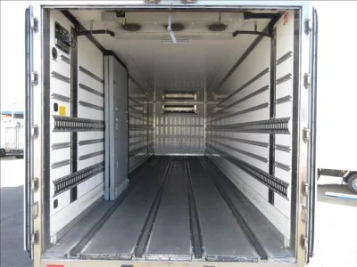 Isuzu TRUCK  с аукциона в Японии