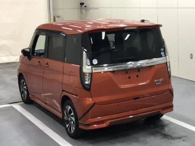 Suzuki SOLIO  с аукциона в Японии