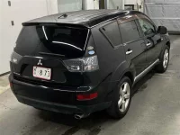 Mitsubishi OUTLANDER лот № 10083 оценка 3.5  с аукциона в Японии 4