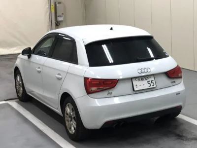 Audi A1  с аукциона в Японии