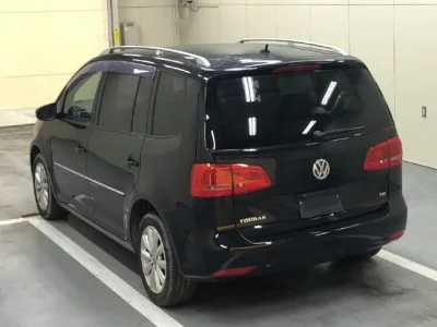 Volkswagen GOLF TOURAN