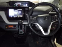 Suzuki SOLIO лот № 2556 оценка 3.5  с аукциона в Японии 3