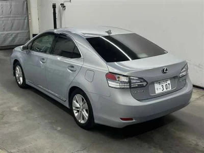 Lexus HS