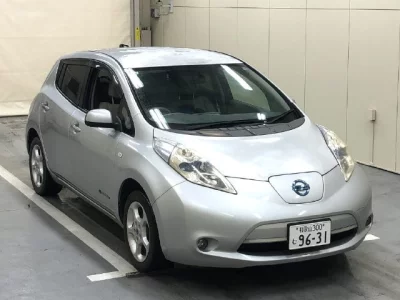 Nissan LEAF  с аукциона в Японии