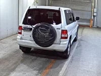 Mitsubishi PAJERO IO лот № 1127 оценка 4  с аукциона в Японии 4