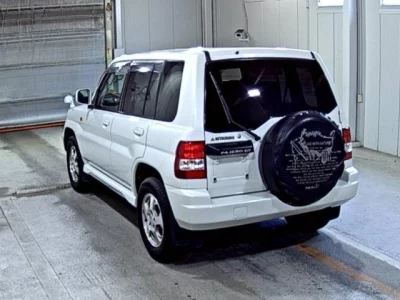 Mitsubishi PAJERO IO
