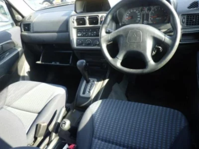 Mitsubishi PAJERO IO