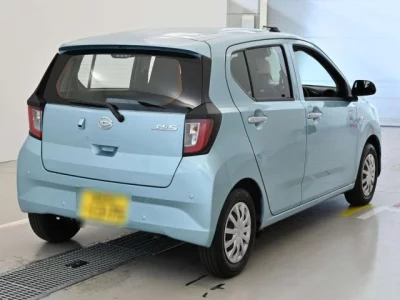 Daihatsu MIRA E S
