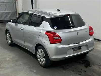 Suzuki SWIFT  с аукциона в Японии