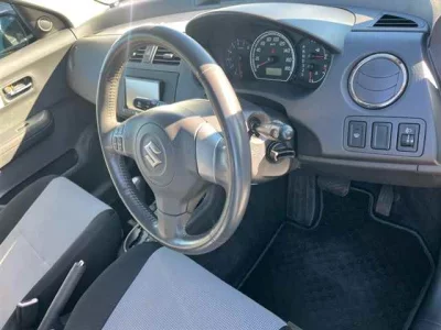 Suzuki SWIFT  с аукциона в Японии