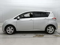 Toyota RACTIS лот № 30548 оценка 3.5  с аукциона в Японии 3