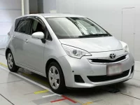Toyota RACTIS лот № 30548 оценка 3.5  с аукциона в Японии 4