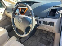 Toyota NOAH лот № 90046 оценка 4  с аукциона в Японии 2