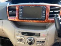 Toyota NOAH лот № 90046 оценка 4  с аукциона в Японии 5