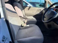 Toyota NOAH лот № 90046 оценка 4  с аукциона в Японии 6