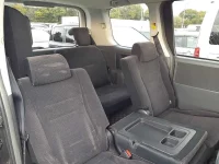 Toyota NOAH лот № 30602 оценка 3.5  с аукциона в Японии 10