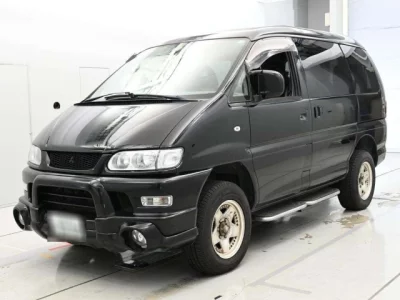 Mitsubishi DELICA