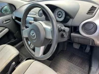 Mazda DEMIO лот № 90136 оценка R  с аукциона в Японии 2