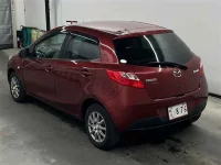 Mazda DEMIO лот № 90136 оценка R  с аукциона в Японии 1