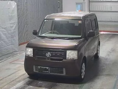 Toyota PIXIS SPACE