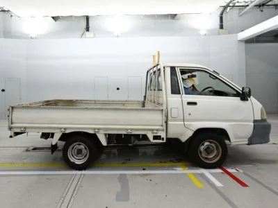 Toyota LITE ACE TRUCK
