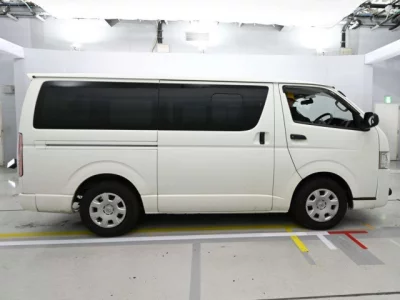 Toyota REGIUS ACE VAN