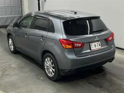 Mitsubishi RVR