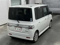 Daihatsu TANTO лот № 90198 оценка 4  с аукциона в Японии 4