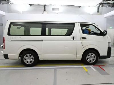 Toyota REGIUS ACE VAN