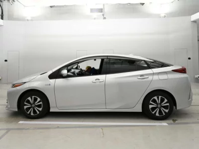 Toyota PRIUS PHV