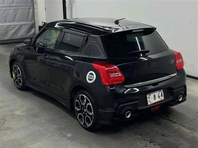 Suzuki SWIFT  с аукциона в Японии