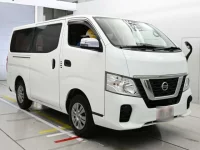 Nissan CARAVAN VAN лот № 40064 оценка 3.5  с аукциона в Японии 4