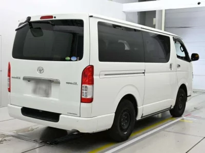 Toyota REGIUS ACE VAN