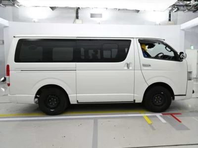 Toyota REGIUS ACE VAN
