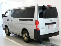 Nissan CARAVAN VAN лот № 40075 оценка 3  с аукциона в Японии 5