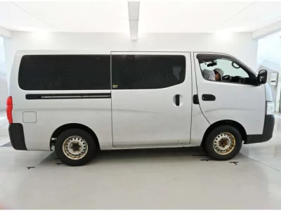 Nissan CARAVAN VAN  с аукциона в Японии