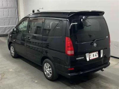 Nissan SERENA  с аукциона в Японии