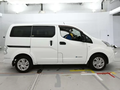 Nissan NV200  с аукциона в Японии