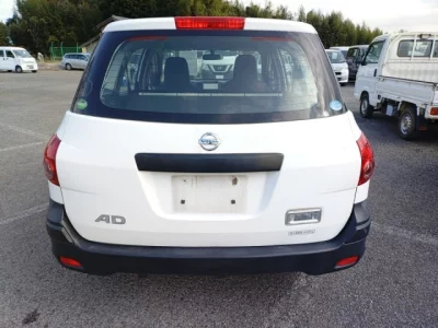 Nissan AD