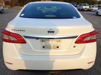 Nissan SYLPHY
