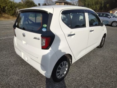 Daihatsu MIRA E S