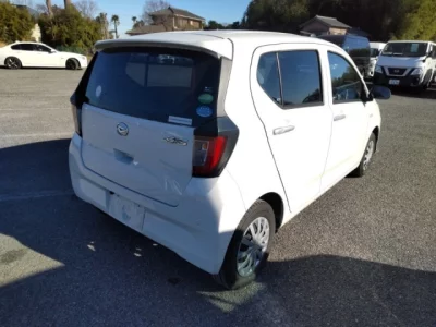 Daihatsu MIRA E S