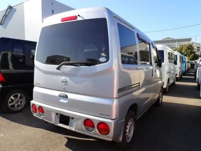 Nissan CLIPPER VAN