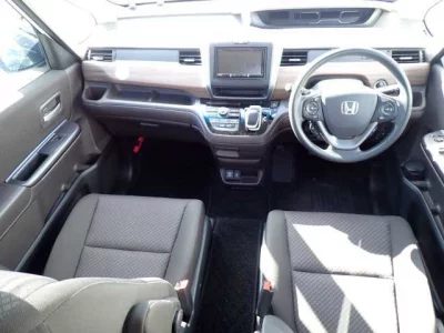 Honda FREED  с аукциона в Японии