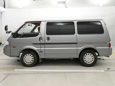 Mazda BONGO VAN