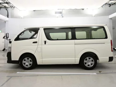 Toyota REGIUS ACE VAN