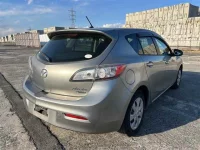 Mazda AXELA лот № 92010 оценка 3  с аукциона в Японии 4