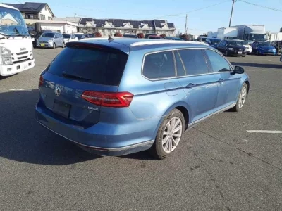 Volkswagen PASSAT VARIANT