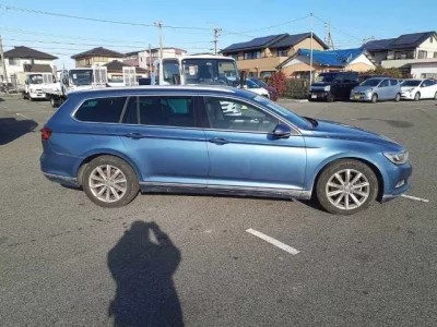 Volkswagen PASSAT VARIANT